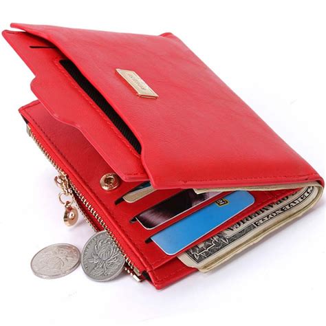 Women's Red Designer Wallets 